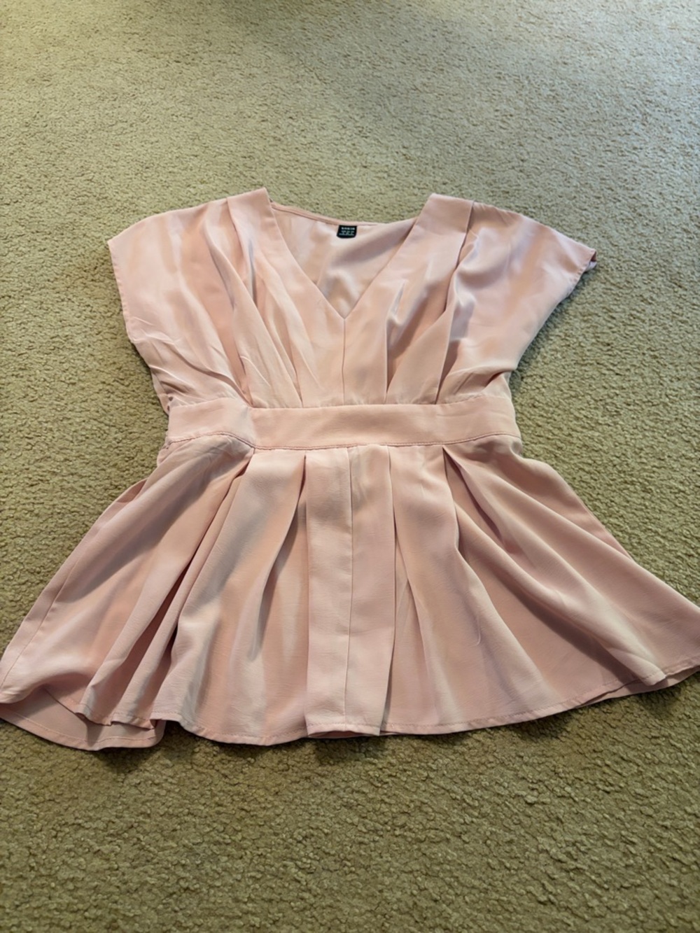 SHEIN Light Pink Pleated V-Neck Peplum Blouse